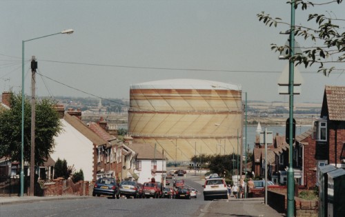 Gas holder 1